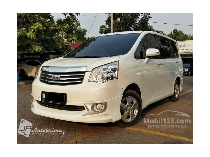 Jual Mobil Toyota NAV1 2013 V 2.0 di DKI Jakarta Automatic 