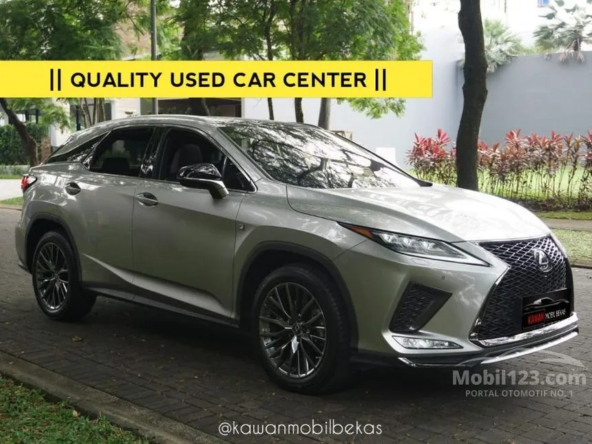 Jual Mobil Lexus RX 300 2021 F Sport 2.0 di DKI Jakarta Automatic SUV Silver Rp 960.000.000