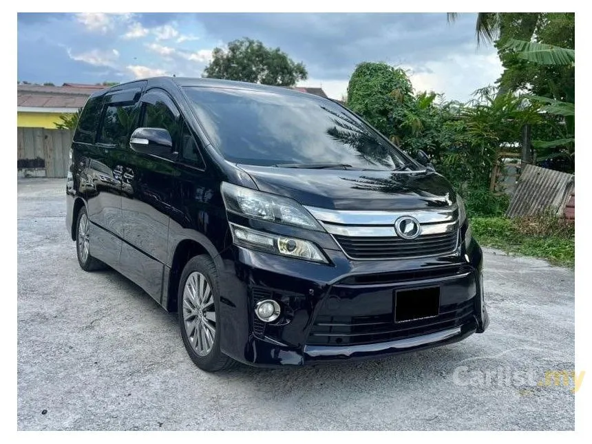 2013 Toyota Vellfire Z Golden Eyes MPV