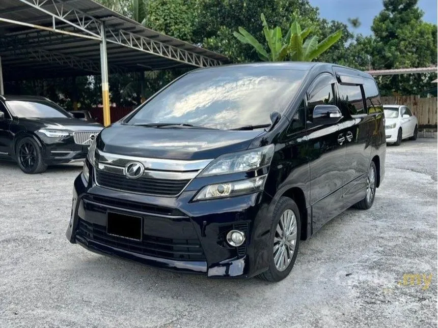 2013 Toyota Vellfire Z Golden Eyes MPV