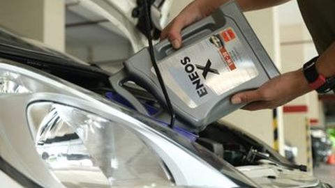 Tips Pilih Oli Mobil, Jangan Cuma Lihat Tingkat Kekentalan tapi Aditifnya juga