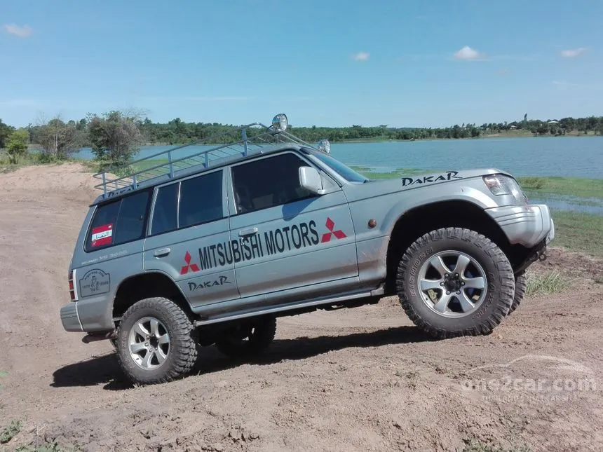 1998 Mitsubishi Pajero GLX SUV