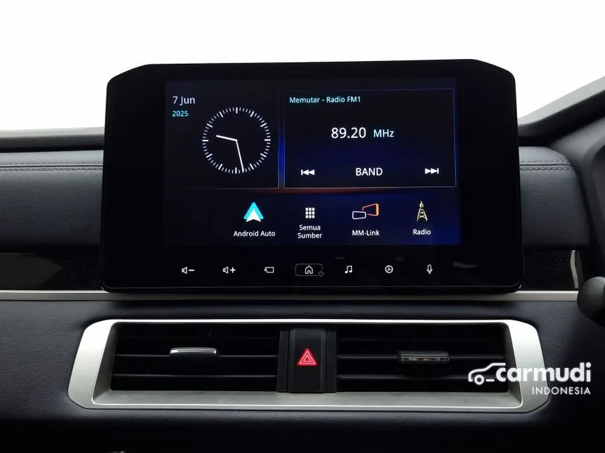 2023 Mitsubishi Xpander Cross Premium MPV