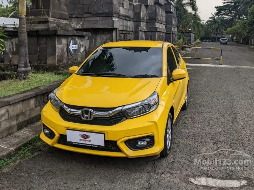 Jual Mobil Honda Brio 2023 E Satya 1.2 di DKI Jakarta Automatic Hatchback Kuning Rp 160.000.000