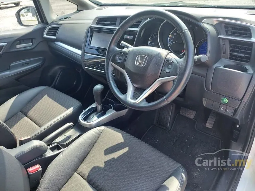 2020 Honda Jazz V i-VTEC Hatchback