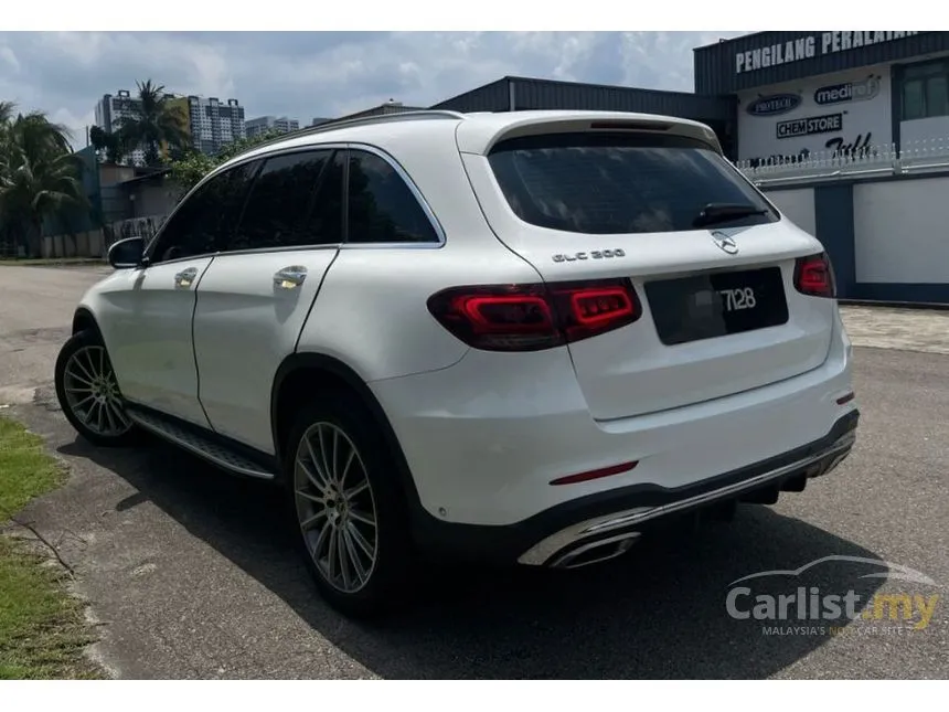 2022 Mercedes-Benz GLC200 AMG Line SUV