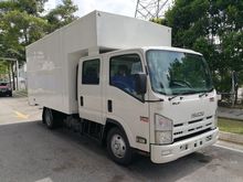 Isuzu Double Cab box van / Fuso Double Cab box van /Hino Crew Cab box van / Toyota Dyna Double Cad /Bdm 7500kg