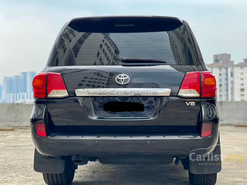 2008 Toyota Land Cruiser URJ202 SUV