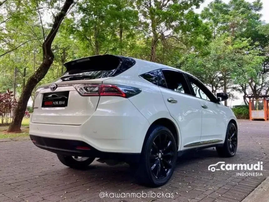 2014 Toyota Harrier SUV