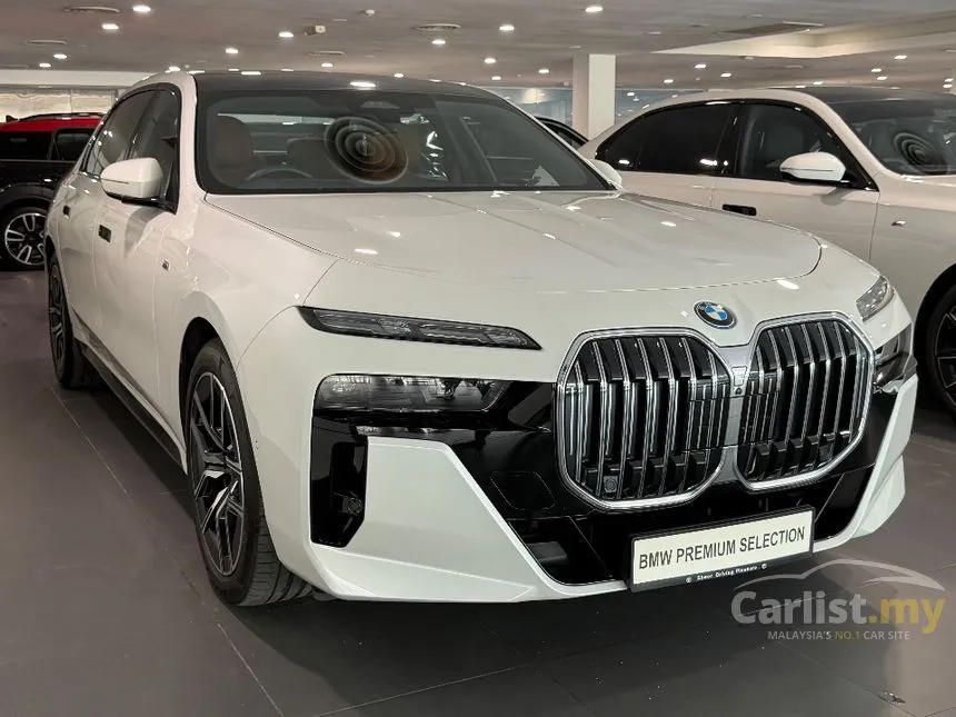 2025 BMW 750e xDrive M Sport Pure Excellence Sedan
