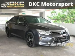 2016 Toyota Camry 2.5 Hybrid Sedan