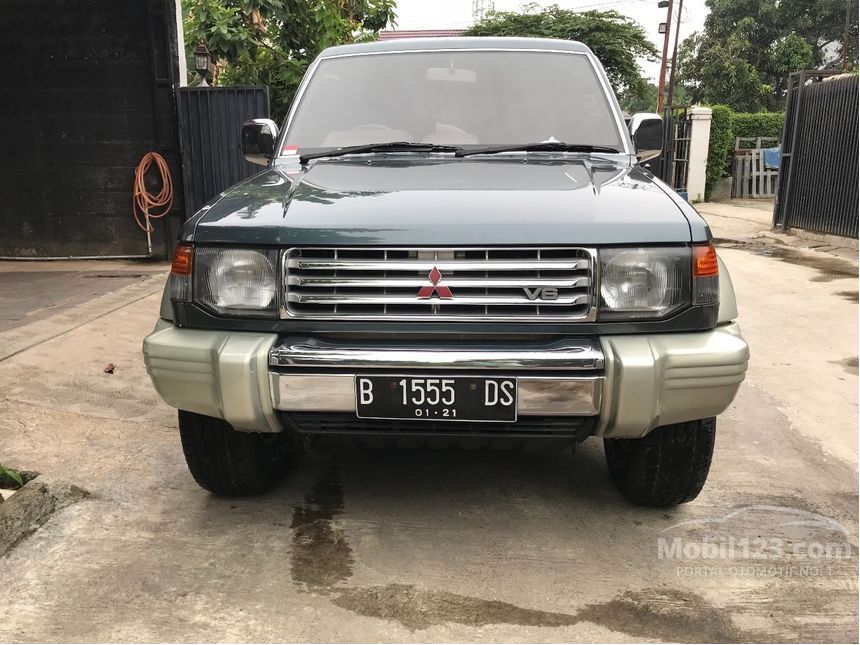 Jual Mobil  Mitsubishi Pajero  1996 V6 3 0 3 0 di DKI 