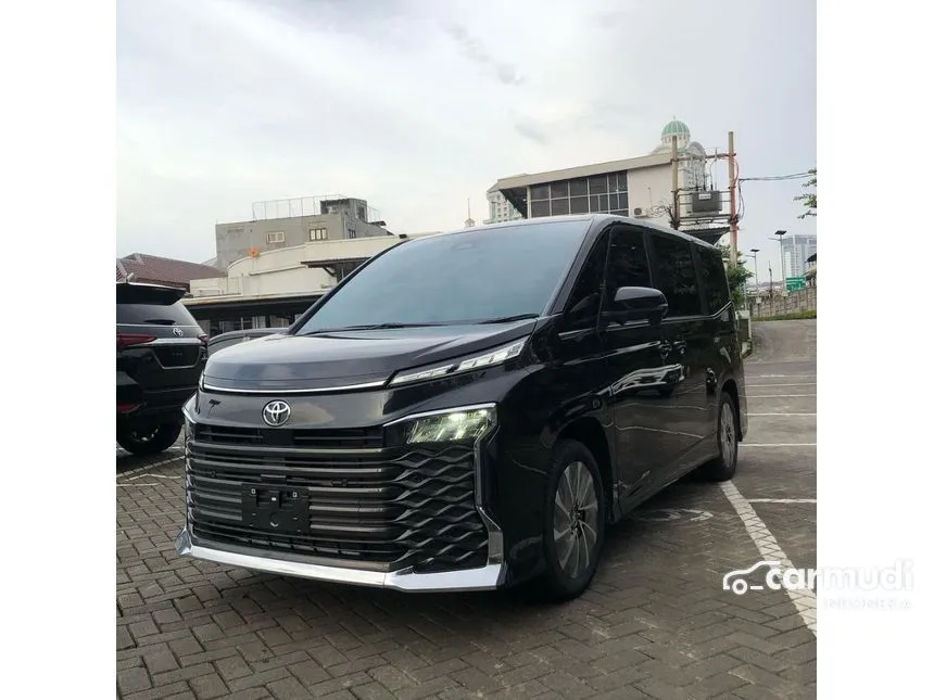 2024 Toyota Voxy Van Wagon