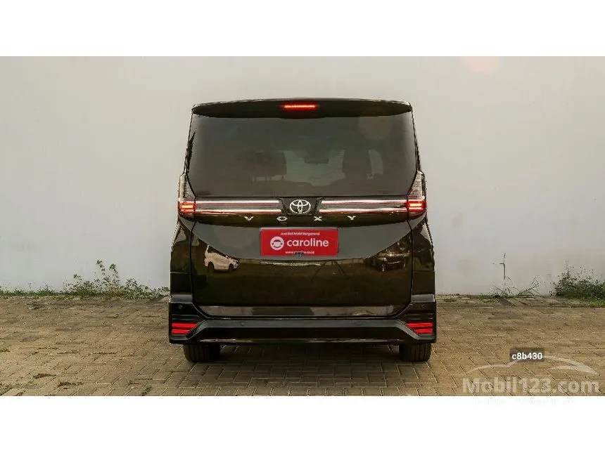 2022 Toyota Voxy (Non Premium Color) MPV