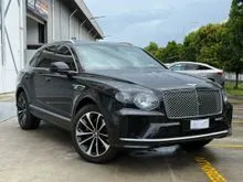 2024 Bentley Bentayga 4.0 V8 AWD SUV, Local Spec, Direct Owner Unit, Crystal Headlights, Panoramic Roof, Red & Black Leather, Ventilation, Soft Close