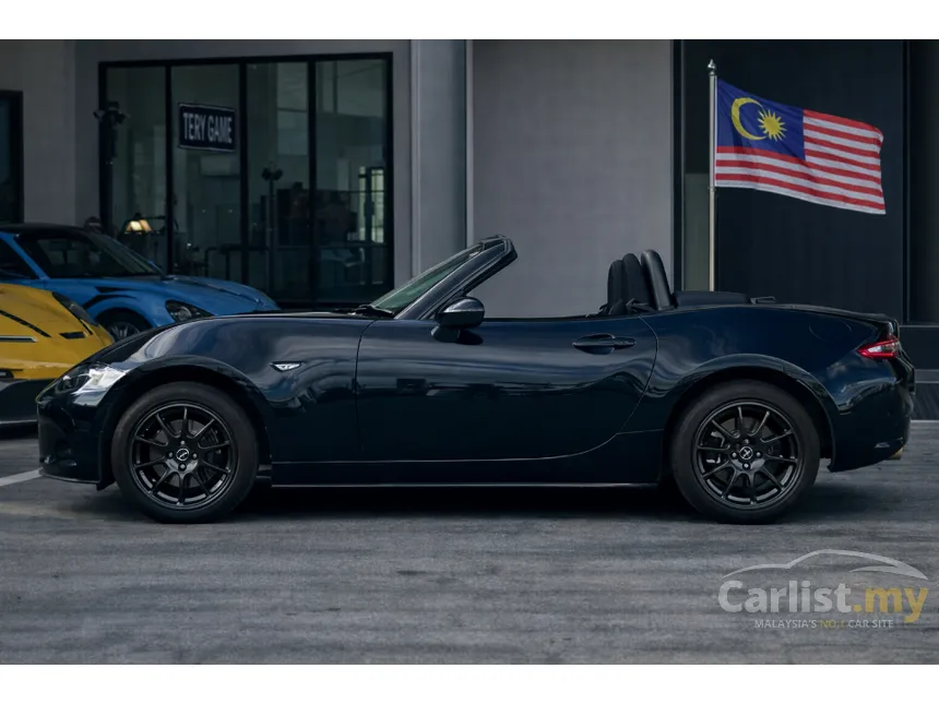 2022 Mazda MX-5 990S Special Edition Convertible