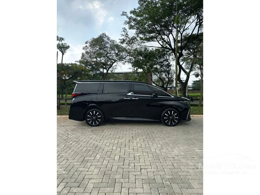 2024 Toyota Alphard G (Premium Color) MPV