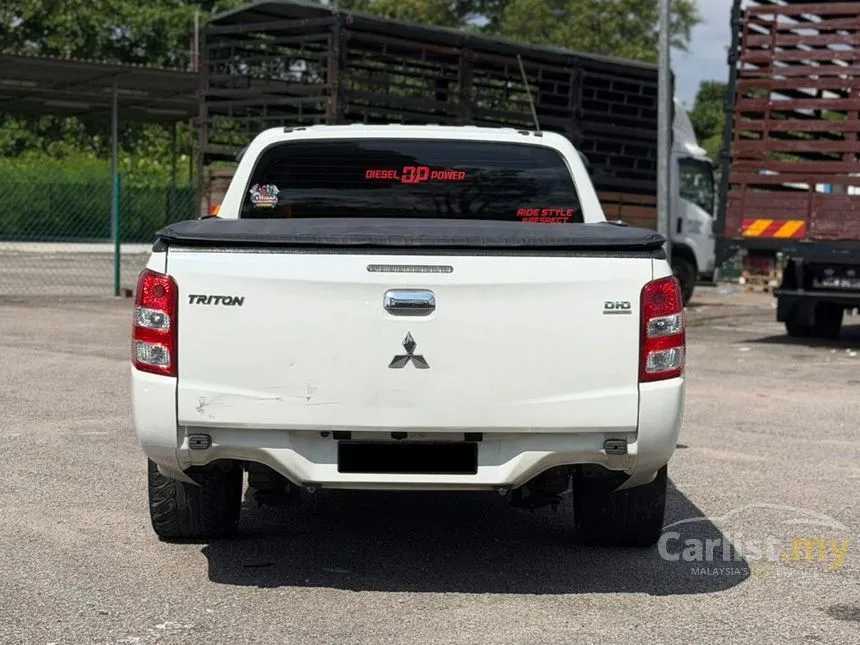 2015 Mitsubishi Triton Lite Dual Cab 4X2 Pickup