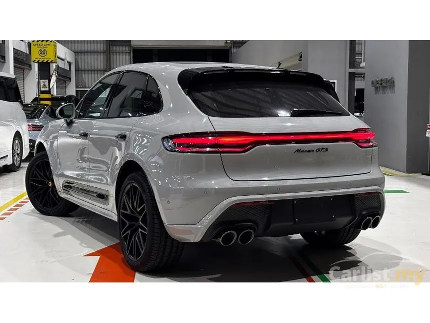 2025 Porsche Macan GTS SUV