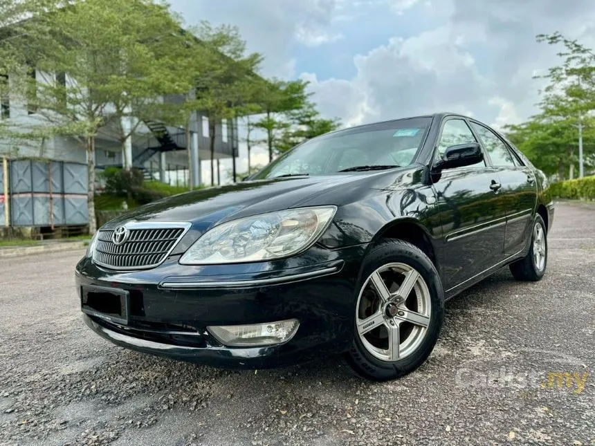 2004 Toyota Camry E Sedan