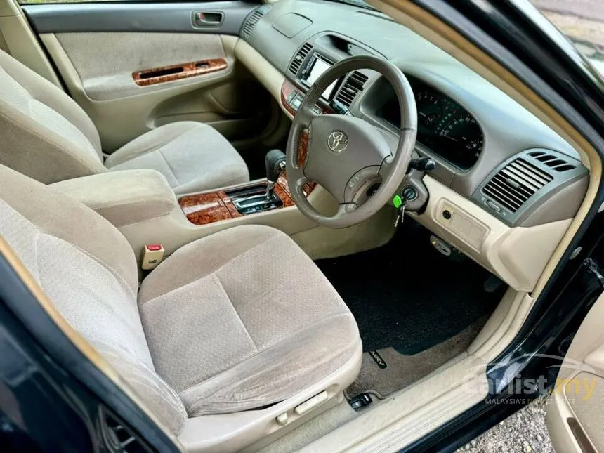 2004 Toyota Camry E Sedan