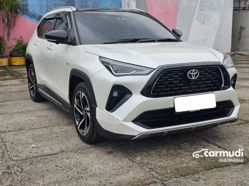 2024 Toyota Yaris Cross S with GR Parts Aero Pkg SUV