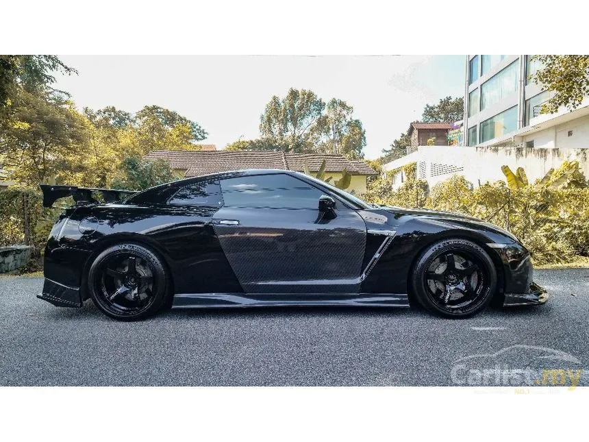 2009 Nissan GT-R Coupe