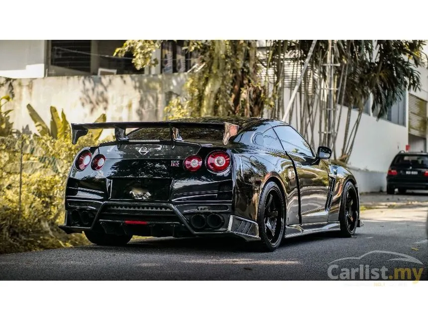 2009 Nissan GT-R Coupe