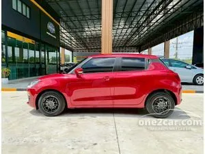 2020 Suzuki SWIFT 1.2 GLX Navi Hatchback