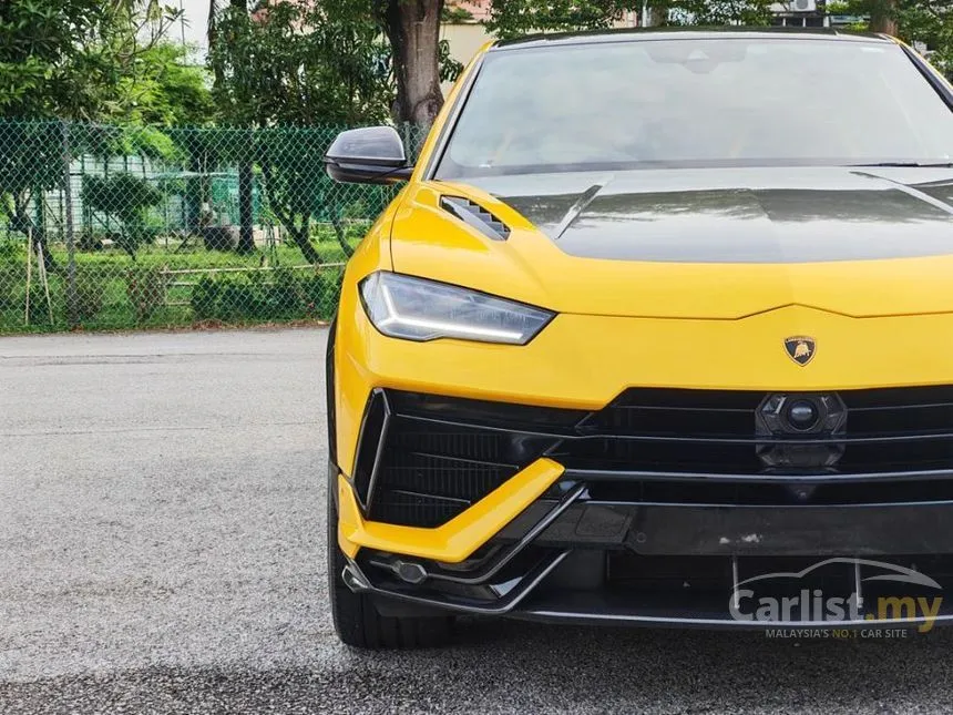 2023 Lamborghini Urus Performante SUV