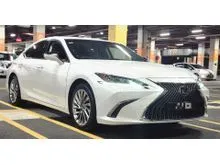 2021 Lexus ES 250 2.5 Luxury Sedan (56K MILEAGE/ LUXURY SEDAN)