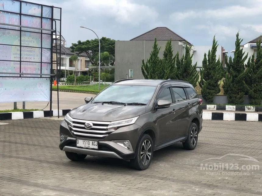 Jual Mobil Daihatsu Terios 2018 R 1.5 di Jawa Barat Automatic SUV Coklat Rp 185.000.000