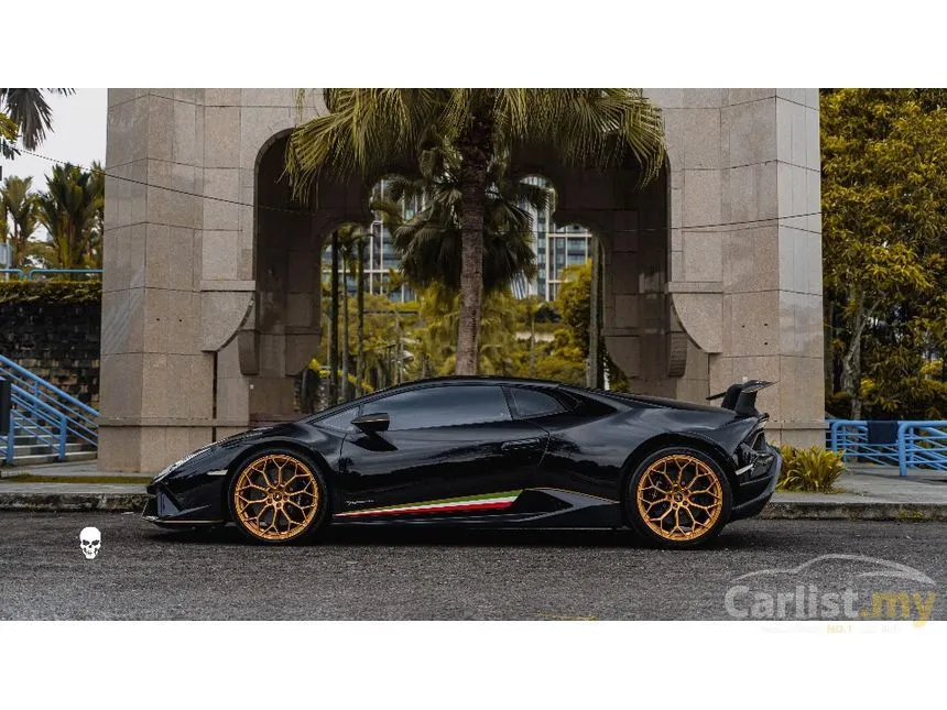 2018 Lamborghini Huracan Performante Coupe