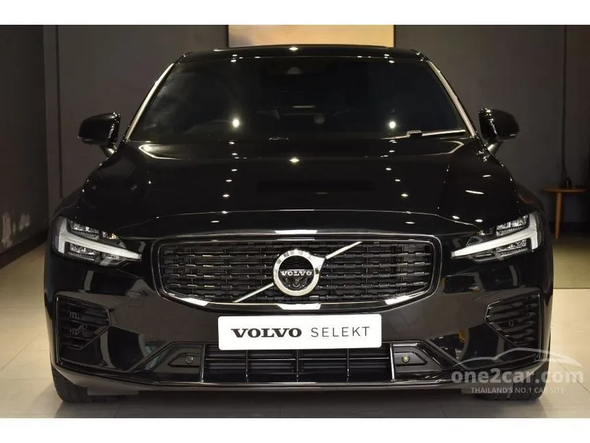 2023 Volvo S60 Recharge T8 Inscription Expression Sedan