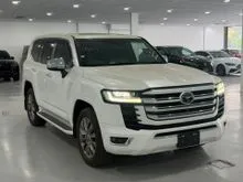 UNREGISTERED 2023 Toyota Land Cruiser 3.4 J300 ZX SUV - GRADE 5A - FREE MODELLISTA KIT - Sunroof - Rear Entertainment - Tip Top Condition
