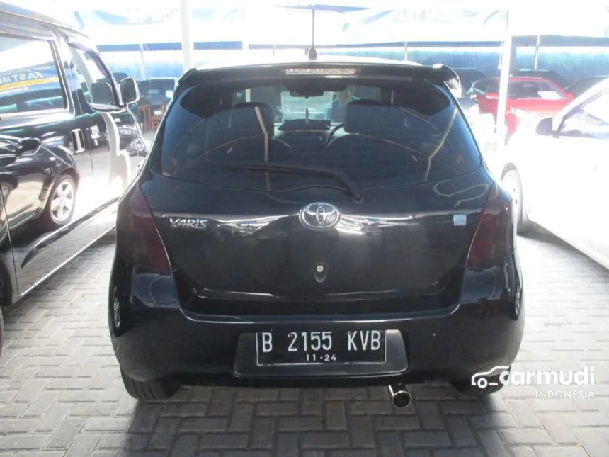 2006 Toyota Yaris E Hatchback