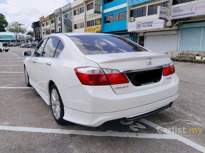 2014 Honda Accord VTi-L Sedan