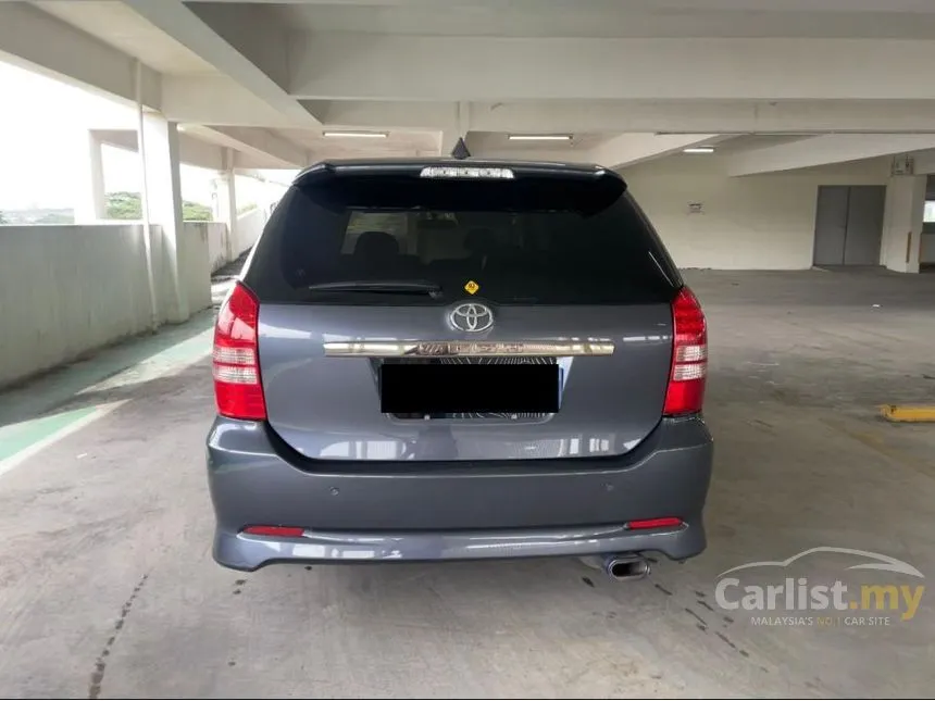 2005 Toyota Wish Type S MPV
