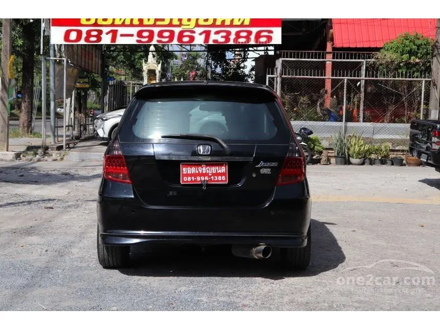 2005 Honda JAZZ E-V Hatchback