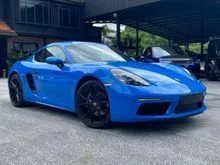 2022 Porsche 718 2.0 Cayman Coupe