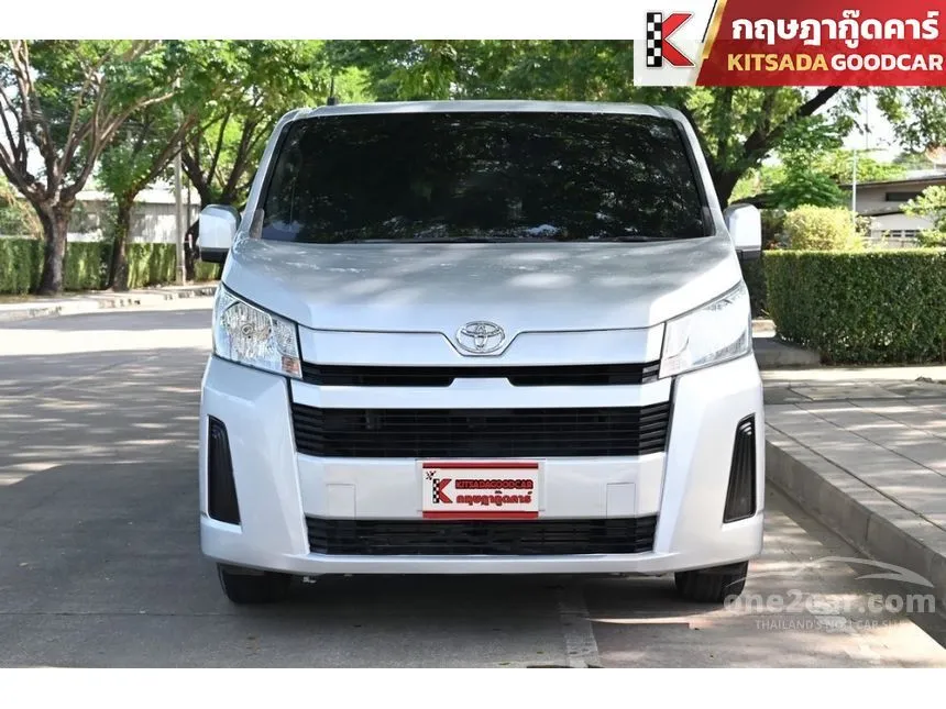 2019 Toyota Hiace GL Van