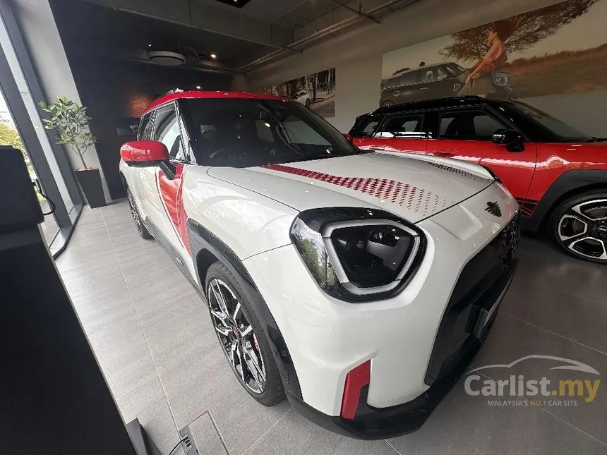 2025 MINI Aceman John Cooper Works E SUV