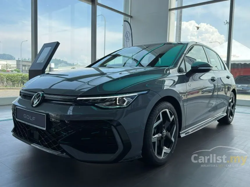 2026 Volkswagen Golf eTSI R-Line Hatchback