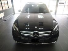 2017 Mercedes-Benz GLC250 2.0 4MATIC AMG Line SUV Direct owner!!! 2 digit number plat FOC!!! Major service done!!! Weekend car!!! Low mileage!!! front 2 new tyres!!! Service record available!!!