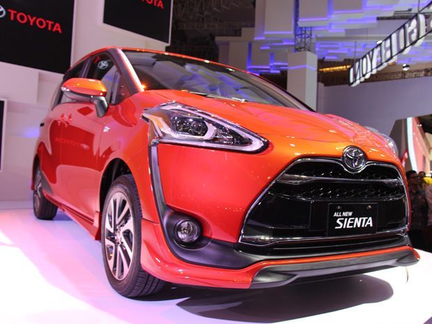 Kesan Pertama Toyota Sienta Q