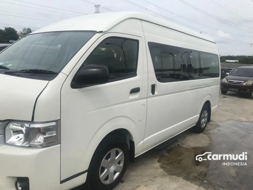 2024 Toyota Hiace Commuter Van Wagon