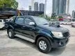 Used 2012 Toyota Hilux 2.5 G VNT (A) Diesel Turbo 4x4 Double Cab, No Off Road User