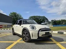 2022 MINI Cooper 1.5 Hatchback 5 Door F55 Model New Facelift , Full Digital Meter, Head Up Display, British Tail Lamp
