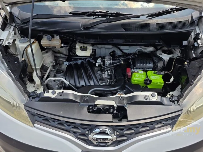 2018 Nissan NV200 Semi Panel Van