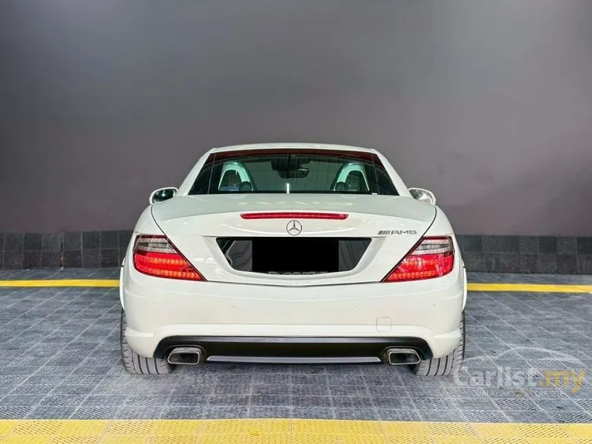 2011 Mercedes-Benz SLK200 AMG Sport Convertible